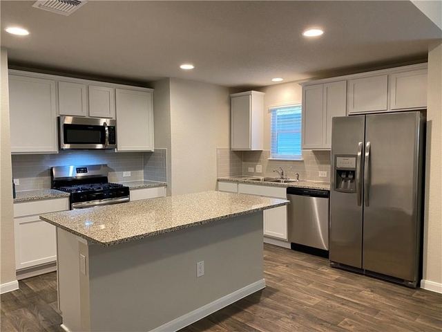 111 Craft St - Photo 1