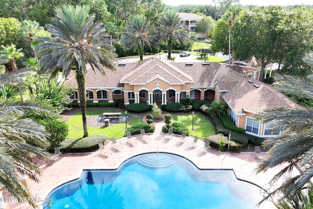 535 Florida Club Boulevard - Photo 1