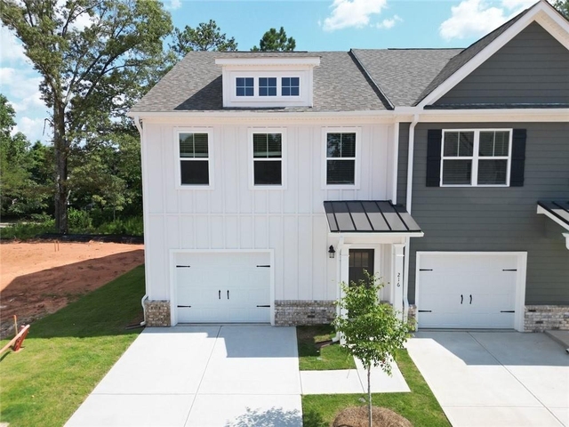 165 Mill Center Boulevard - Photo 1