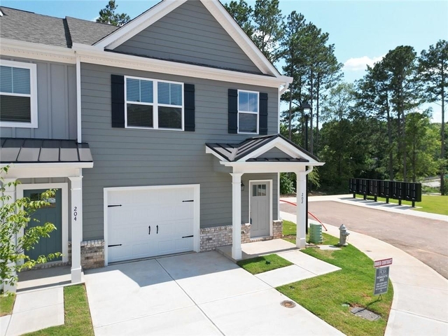 165 Mill Center Boulevard - Photo 1