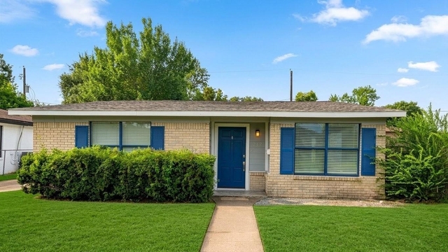 212 Milwaukee Street - Photo 1