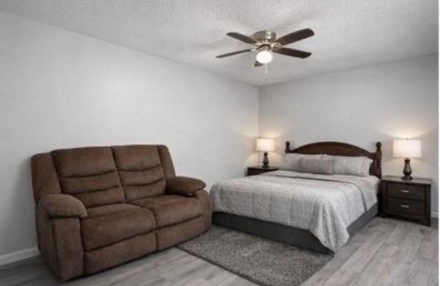 4930 Fm 1765 - Photo 1