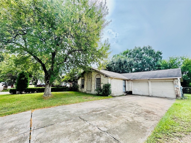 2523 Woodbough Drive - Photo 1