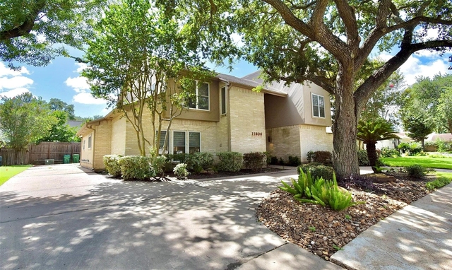 11806 Braesridge Drive - Photo 1