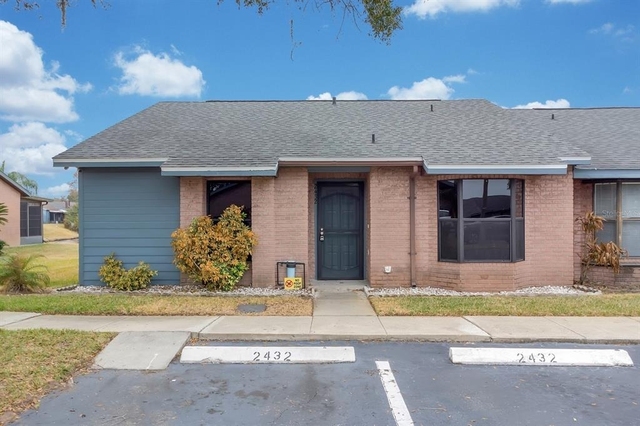 2432 King Oak Court - Photo 1