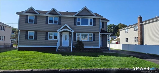 230 Oakland Avenue - Photo 1