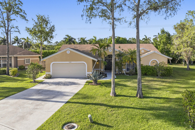 104 Oxford Court - Photo 1