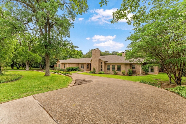3201 Edward Drive - Photo 1