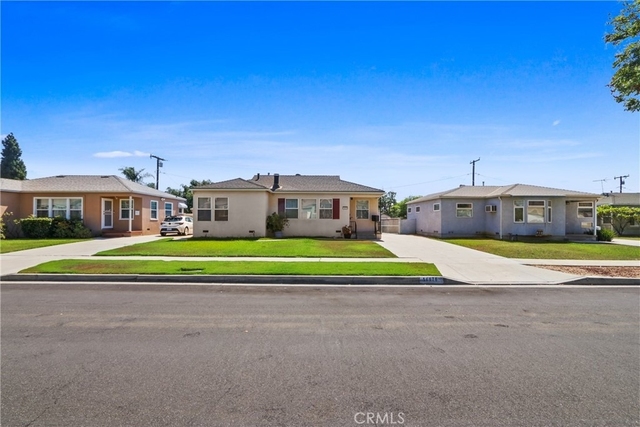 14876 Dalman Street - Photo 1
