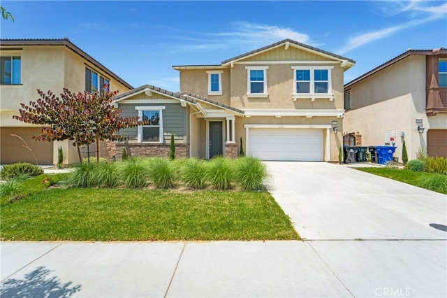 4952 S Anderson - Photo 1