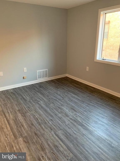 353 Savannah Road - Photo 1