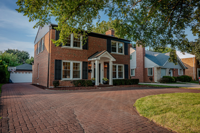 4738 W Pratt Avenue - Photo 1