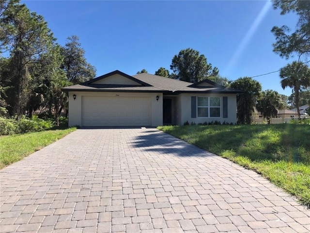 1546 Glenan Road - Photo 1