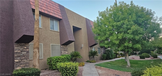 5332 River Glen Drive - Photo 1