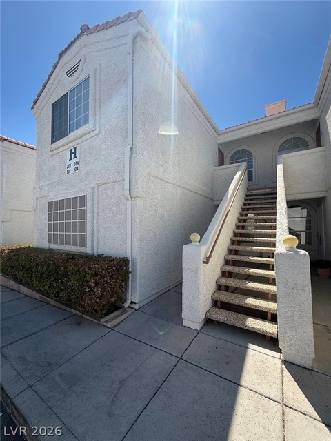 1800 Edmond Street - Photo 1