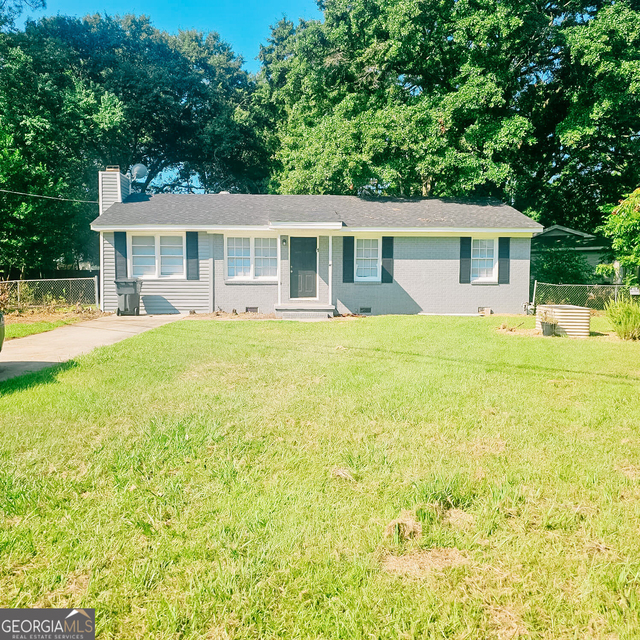 203 Briardale Avenue - Photo 1