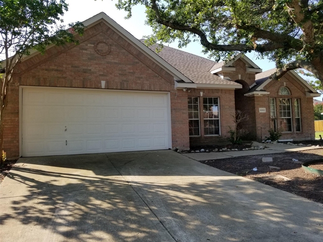8002 Killarney Lane - Photo 1