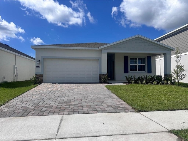 5524 Fiona Lane - Photo 1