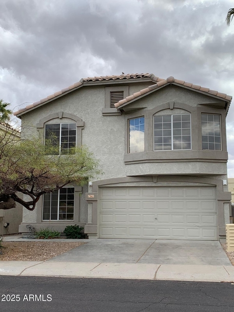 1341 E Cathedral Rock Drive - Photo 1