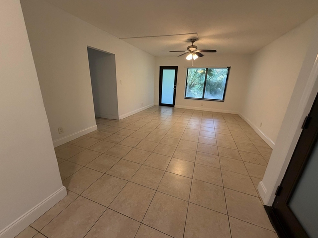 2255 Ne 51st Street - Photo 1