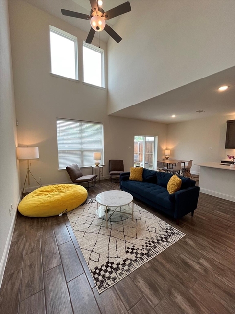 980 Emil Place - Photo 1