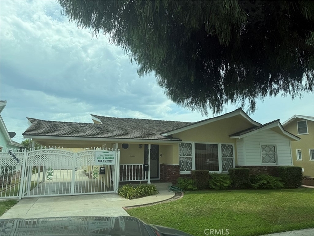 9470 Foster - Photo 1
