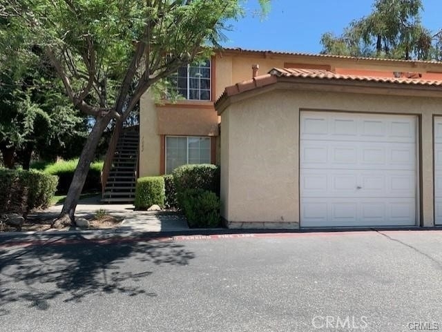 1365 Crafton Avenue - Photo 1