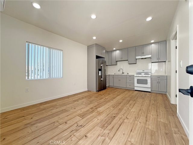 11245 Mclennan - Photo 1
