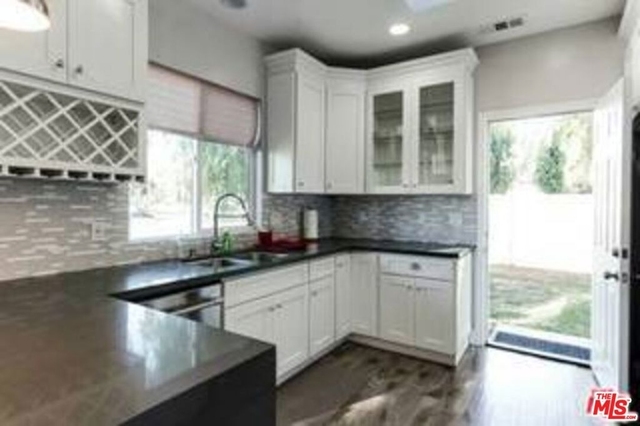 16001 Wyandotte Street - Photo 1