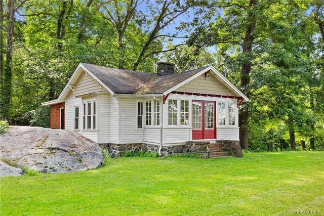 60 Watch Hill Road - Photo 1