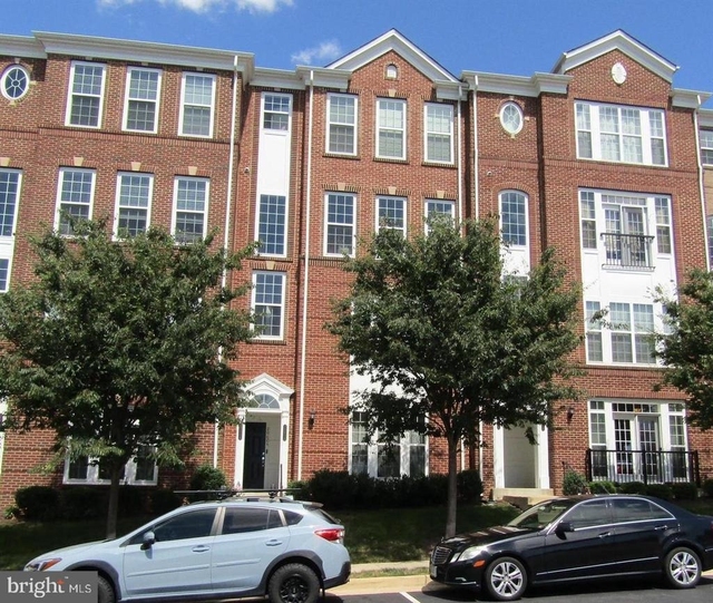 20606 Maitland Terrace - Photo 1