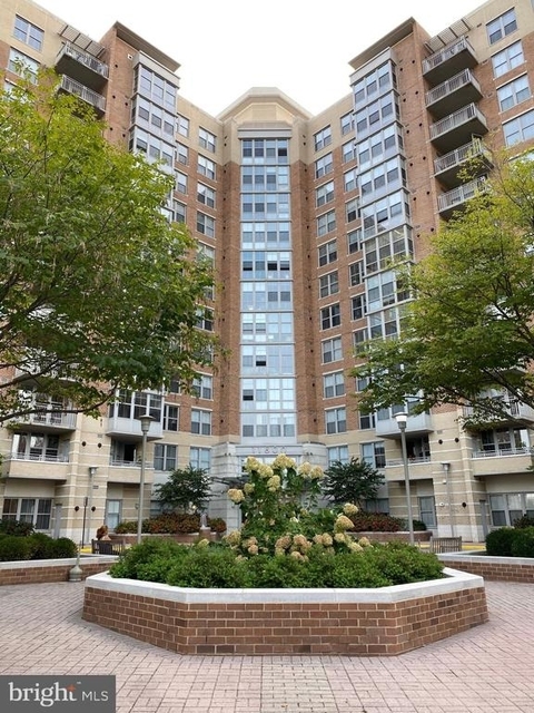 11800 Sunset Hills Road - Photo 1