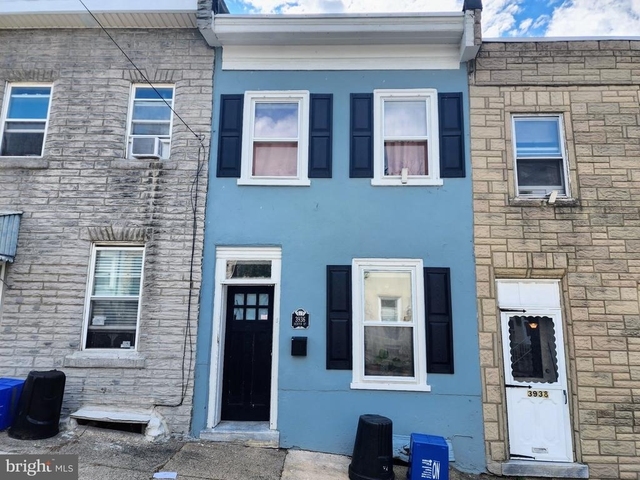 3936 Dexter Street - Photo 1