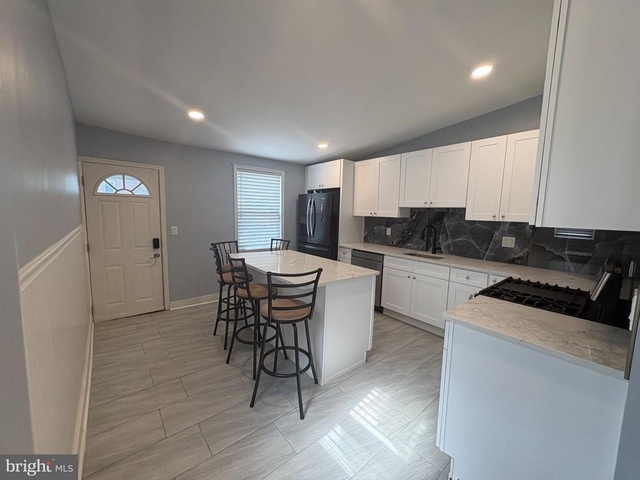7916 Craig Street - Photo 1