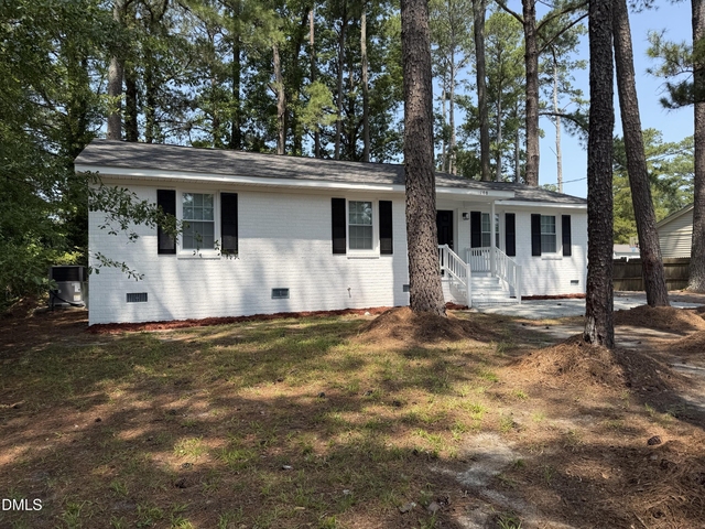 108 N Glendale Drive - Photo 1