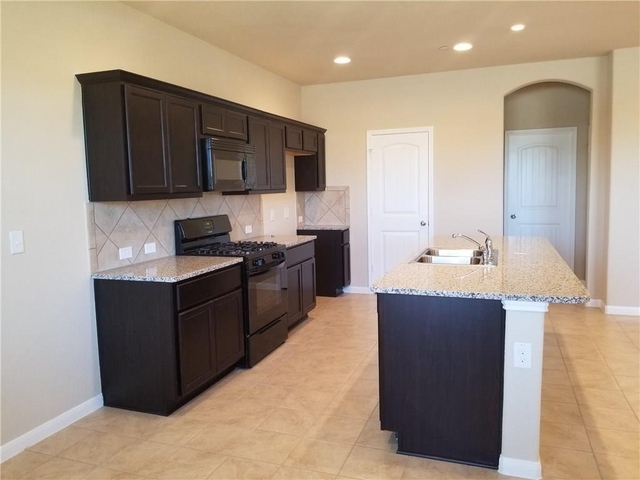 2880 Donnell Dr - Photo 1
