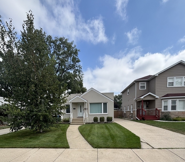 5115 N Mobile Avenue - Photo 1