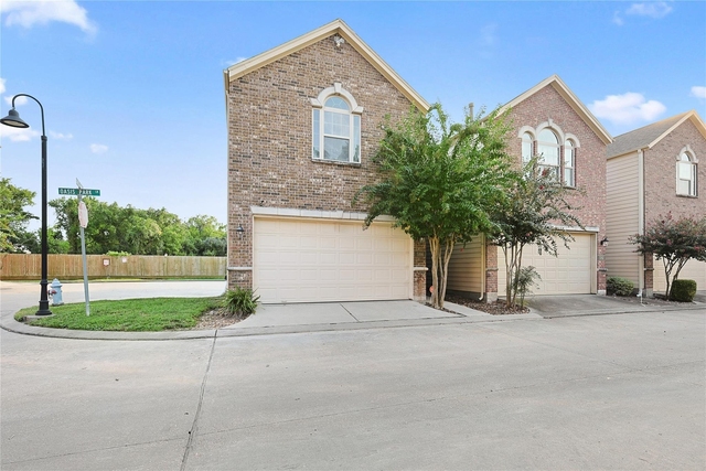 5166 Oasis Park - Photo 1