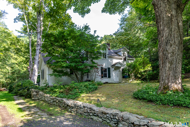 29 Holiday Point Road - Photo 1
