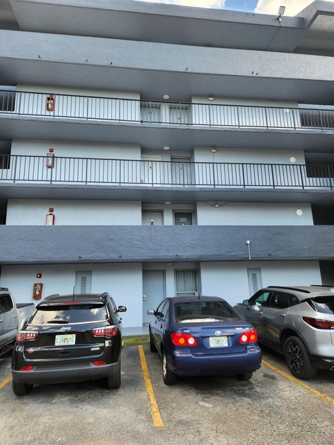 8801 W Flagler Street - Photo 1