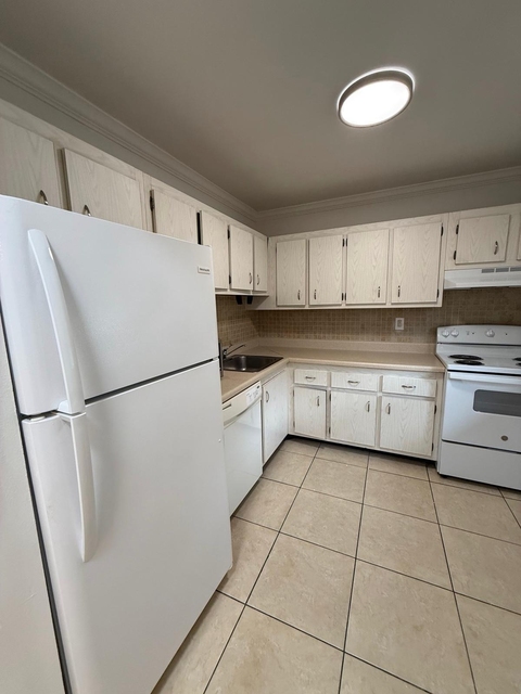 7732 Camino Real - Photo 1