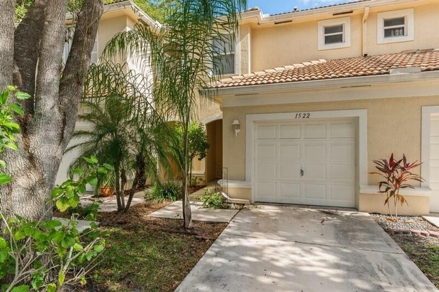 1522 Westchester Avenue - Photo 1