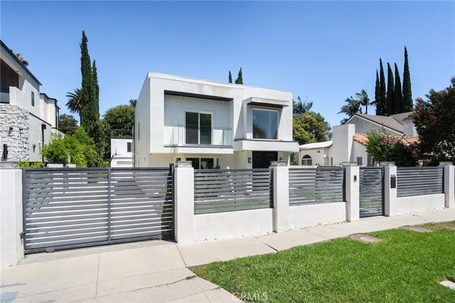 4630 Cedros Avenue - Photo 1