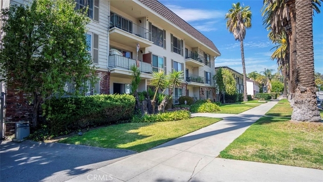 647 Orange Grove - Photo 1