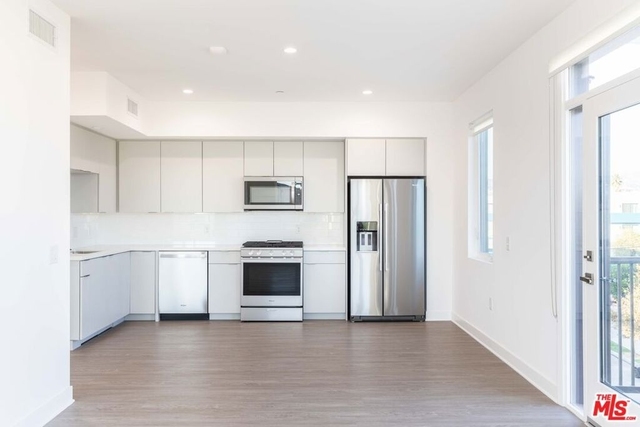 843 Wilcox Avenue - Photo 1