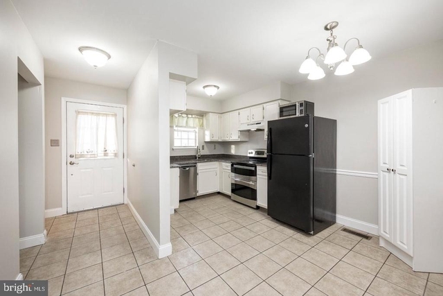 328 Carlyn Court - Photo 1
