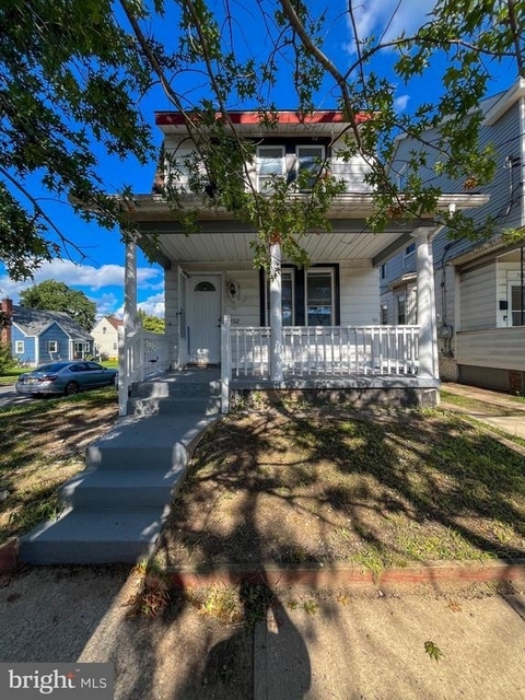 702 Atlantic Avenue - Photo 1
