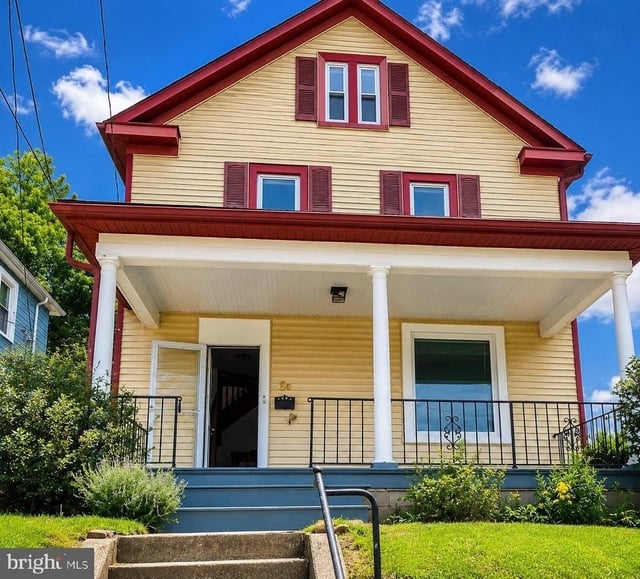 8 N Virginia Avenue - Photo 1