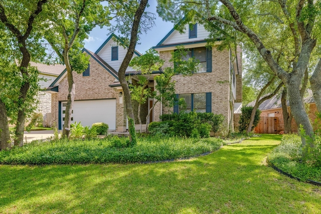 3914 Latimer Dr - Photo 1