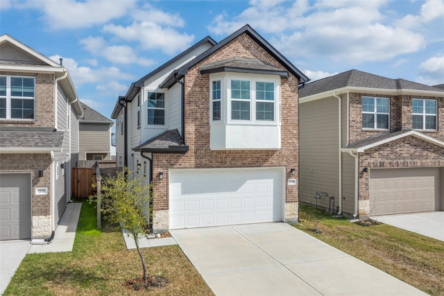 1539 Revolution Way - Photo 1
